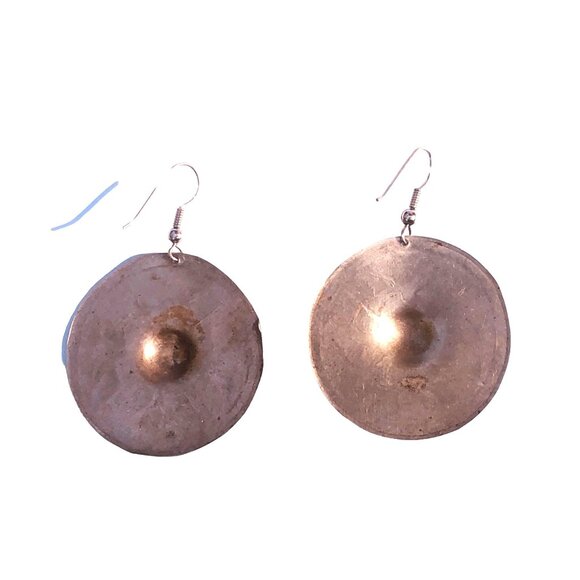 Vintage Tooled Silver Tone Sombrero Disc Earrings Southwestern Western - Picture 4 of 4